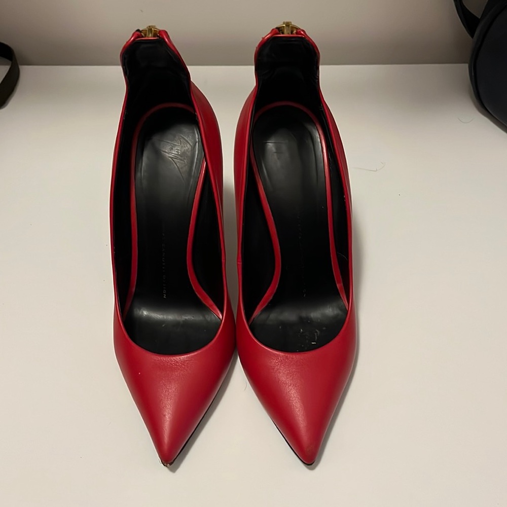 Red Heels